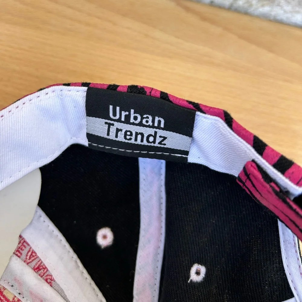 Urban Trendz New Orleans Embroidery Pink‎ Black White Zebra Print Baseball Cap